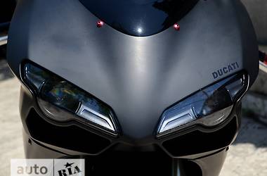Мотоциклы Ducati 848 2011 в 