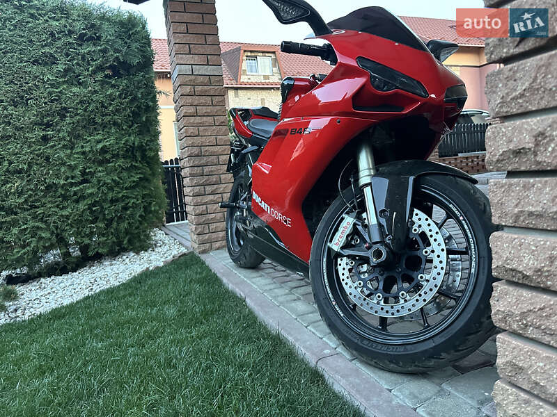 Спортбайк Ducati 848 2012 в Черновцах фото 3 Спортбайк Ducati 848 2012 в Черновцах