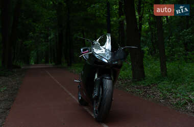 Спортбайк Ducati 848 2011 в 