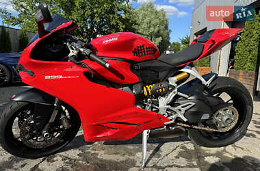 Спортбайк Ducati 899 Panigale 2014 в Киеве