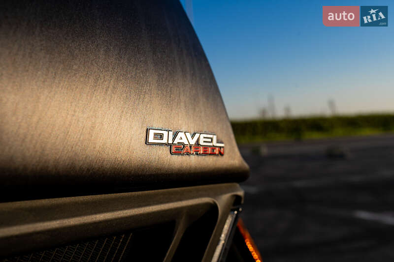 Мотоцикл Спорт-туризм Ducati Diavel 1200 Carbon 2014 в Львове