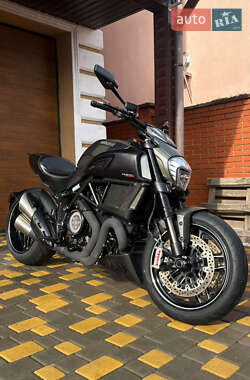Мотоцикл Круізер Ducati Diavel 1200 Carbon 2017 в Одесі