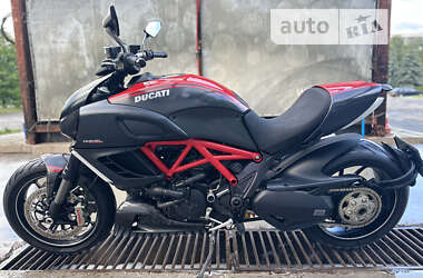 Мотоцикл Круизер Ducati Diavel Carbon 2012 в Лубнах