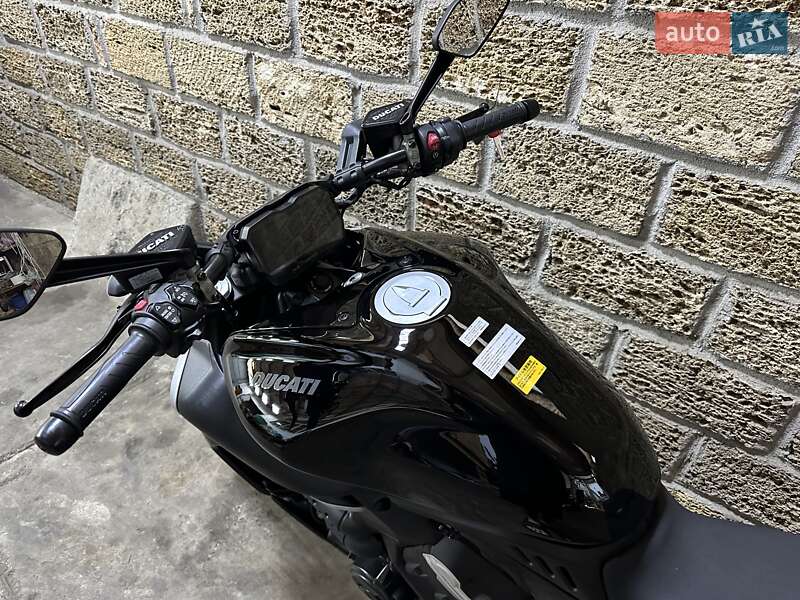 Мотоцикл Без обтекателей (Naked bike) Ducati Diavel V4 1158 2023 в Одессе