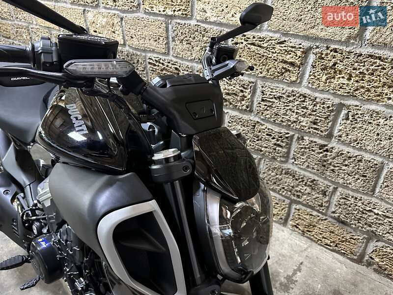 Мотоцикл Без обтекателей (Naked bike) Ducati Diavel V4 1158 2023 в Одессе