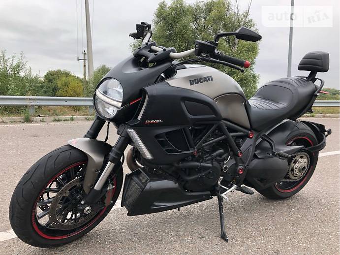 Мотоцикл Без обтекателей (Naked bike) Ducati Diavel 2014 в Полтаве