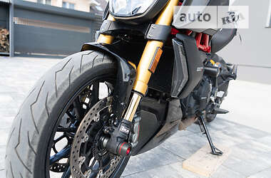 Мотоцикл Без обтекателей (Naked bike) Ducati Diavel 2020 в Львове