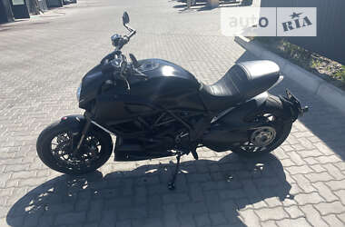 Мотоцикл Без обтекателей (Naked bike) Ducati Diavel 2013 в Николаеве