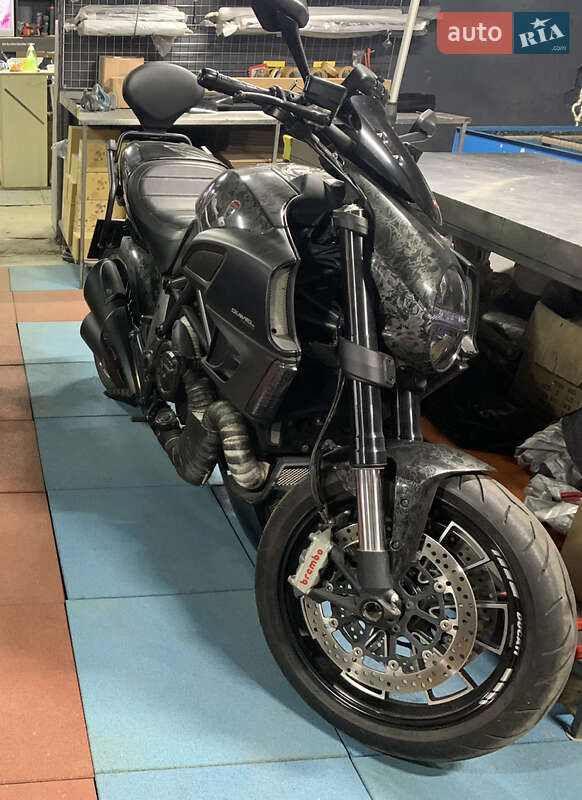 Мотоцикл Спорт-туризм Ducati Diavel 2013 в Львові