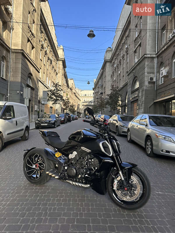 Мотоцикл Круизер Ducati Diavel 2023 в Киеве