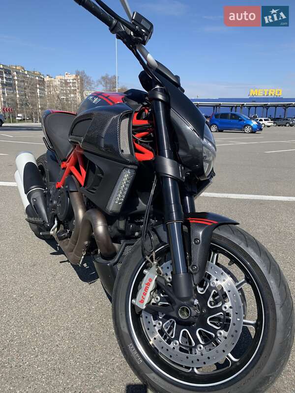 Мотоцикл Без обтікачів (Naked bike) Ducati Diavel 2012 в Києві