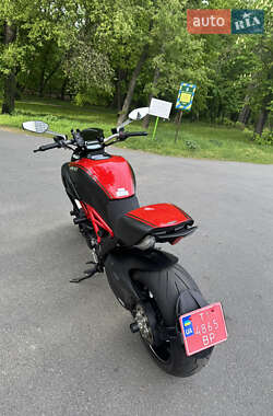 Мотоцикл Без обтекателей (Naked bike) Ducati Diavel 2012 в 