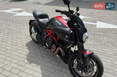 Мотоцикл Круизер Ducati Diavel 2015 в 