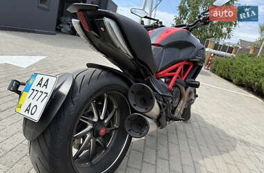 Мотоцикл Круизер Ducati Diavel 2015 в Киеве