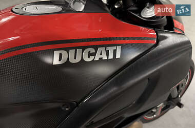 Мотоцикл Круизер Ducati Diavel 2012 в 