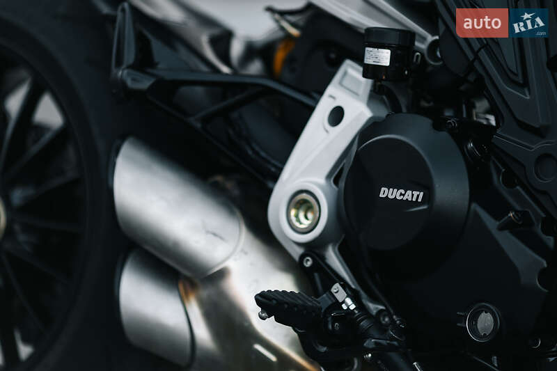 Мотоцикл Круизер Ducati Diavel 2020 в Днепре