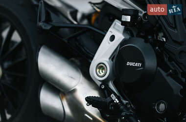Мотоцикл Круизер Ducati Diavel 2020 в 