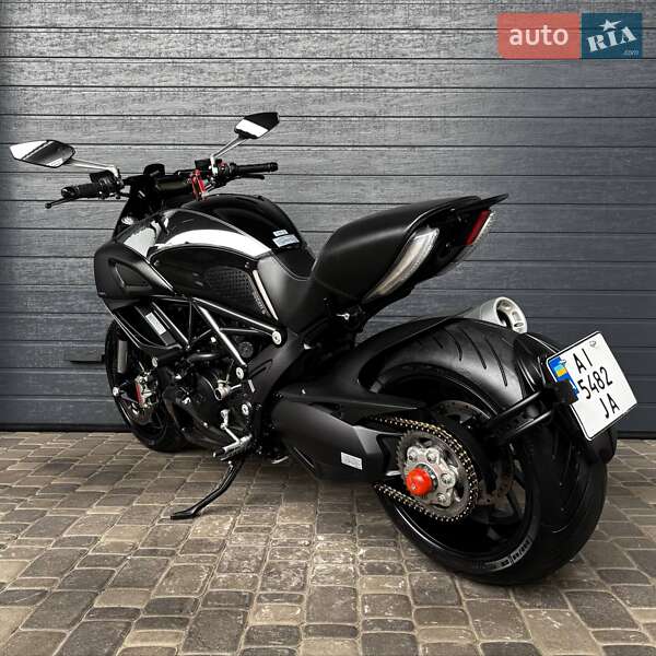 Мотоцикл Круізер Ducati Diavel 2011 в Білій Церкві фото 7 Мотоцикл Круізер Ducati Diavel 2011 в Білій Церкві