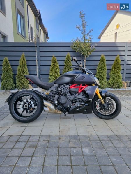 Мотоцикл Круізер Ducati Diavel 2020 в Чернівцях