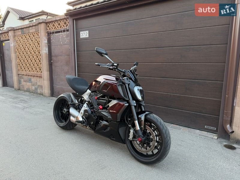 Мотоцикл Без обтікачів (Naked bike) Ducati Diavel 2021 в Києві фото Мотоцикл Без обтікачів (Naked bike) Ducati Diavel 2021 в Києві