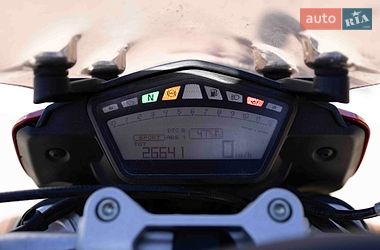 Мотоцикл Спорт-туризм Ducati Hyperstrada 821 2015 в Чопе