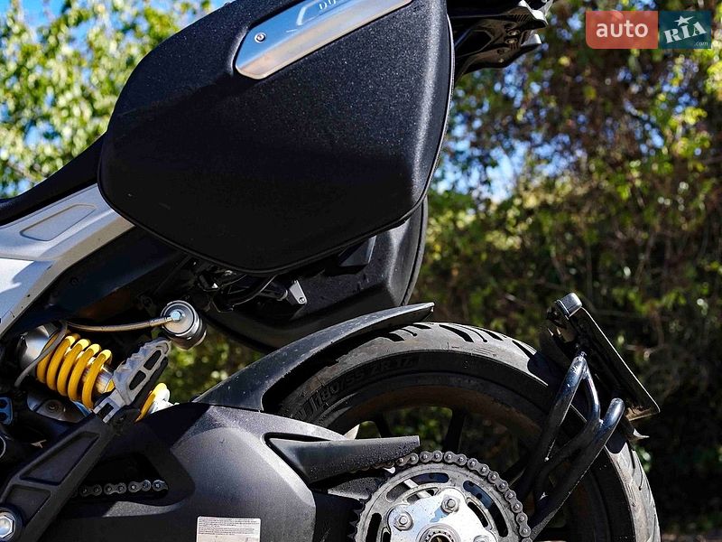 Мотоцикл Спорт-туризм Ducati Hyperstrada 821 2015 в Чопе