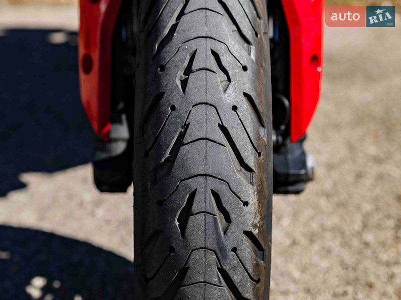 Мотоцикл Спорт-туризм Ducati Hyperstrada 821 2015 в Чопе