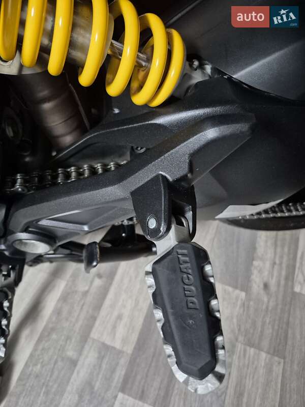 Мотоцикл Многоцелевой (All-round) Ducati Hyperstrada 2016 в Киеве