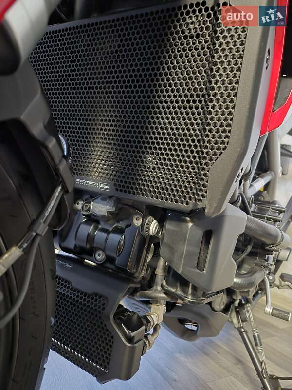 Мотоцикл Многоцелевой (All-round) Ducati Hyperstrada 2016 в Киеве