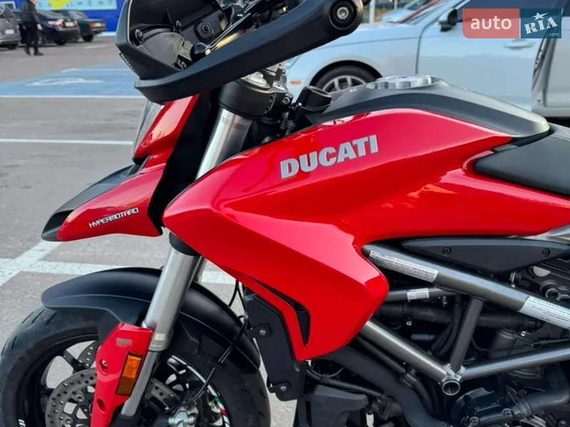 Ducati Hyperstrada 2016