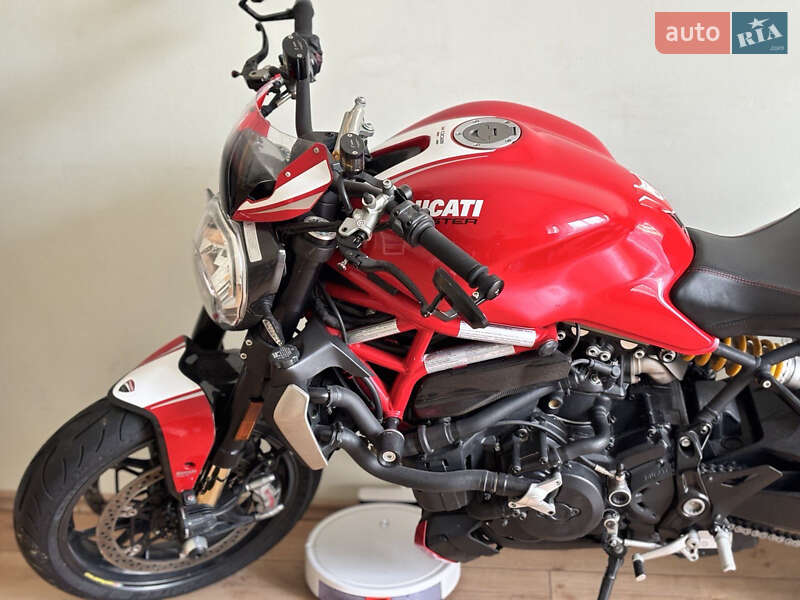 Мотоцикл Без обтекателей (Naked bike) Ducati Monster 1200 2016 в Киеве