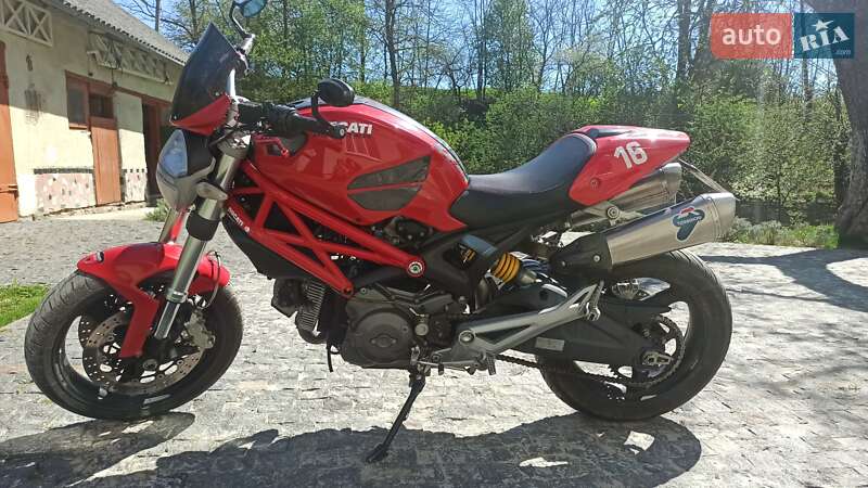 Мотоцикл Без обтекателей (Naked bike) Ducati Monster 696 2008 в Львове
