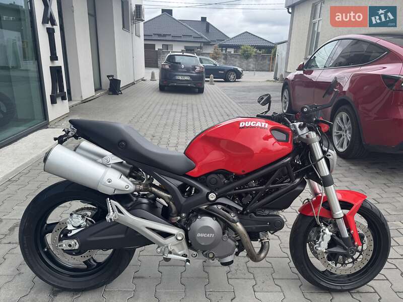 Мотоцикл Без обтекателей (Naked bike) Ducati Monster 696 2009 в Ровно фото 12 Мотоцикл Без обтекателей (Naked bike) Ducati Monster 696 2009 в Ровно