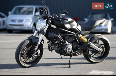 Мотоцикл Без обтекателей (Naked bike) Ducati Monster 797 2018 в 