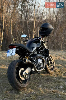 Мотоцикл Классик Ducati Monster 821 2018 в 