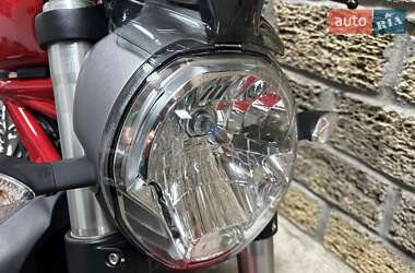 Мотоцикл Без обтекателей (Naked bike) Ducati Monster 821 2015 в 