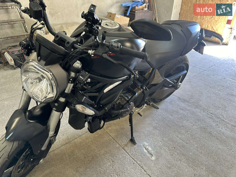 Мотоцикл Без обтекателей (Naked bike) Ducati Monster 821 2016 в Львове