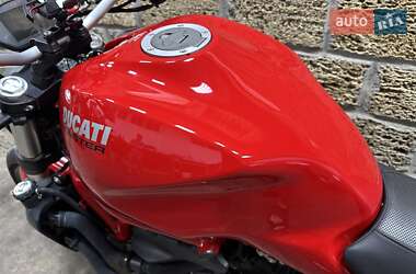 Мотоцикл Без обтекателей (Naked bike) Ducati Monster 821 2018 в 