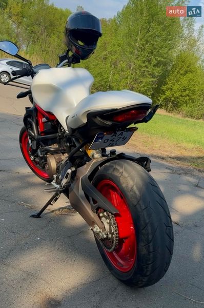 Спортбайк Ducati Monster 821 2016 в Києві