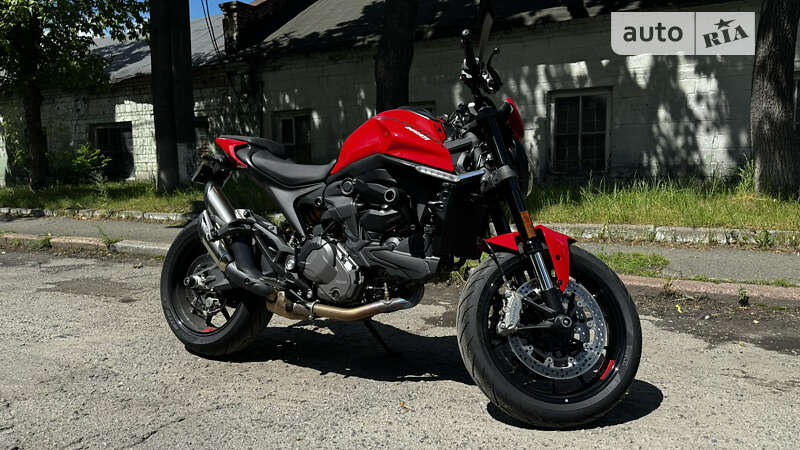 Мотоцикл Без обтекателей (Naked bike) Ducati Monster 937 2023 в 