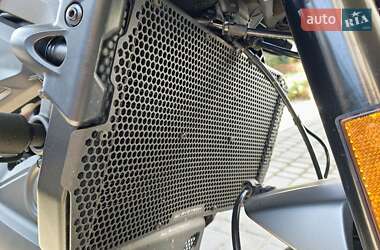Мотоцикл Без обтекателей (Naked bike) Ducati Monster 937 2022 в 