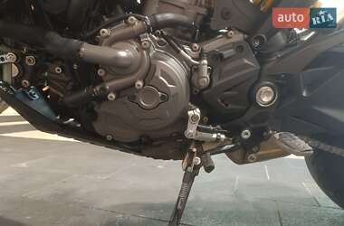 Мотоцикл Без обтекателей (Naked bike) Ducati Monster Plus 937 2022 в 