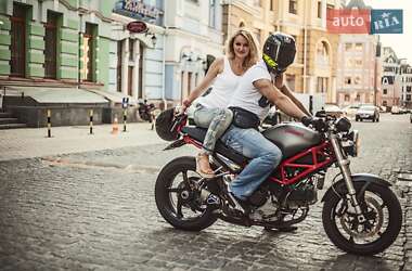 Спортбайк Ducati Monster 2008 в Киеве