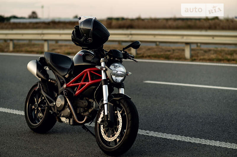 Мотоцикл Без обтікачів (Naked bike) Ducati Monster 2013 в Вінниці