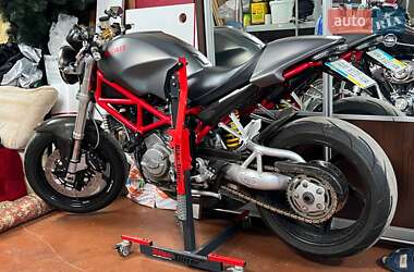 Спортбайк Ducati Monster 2008 в Киеве