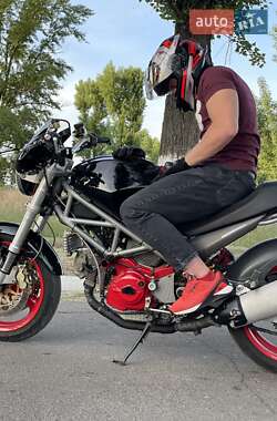 Мотоцикл Без обтекателей (Naked bike) Ducati Monster 2002 в 