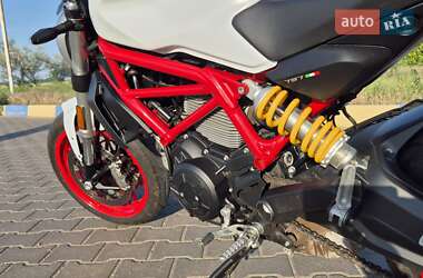 Мотоцикл Классик Ducati Monster 2018 в 