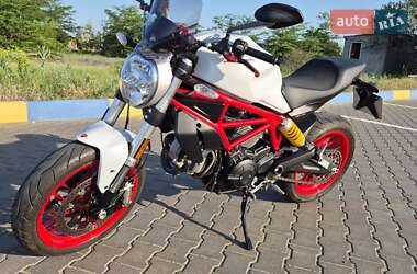 Мотоцикл Классик Ducati Monster 2018 в 