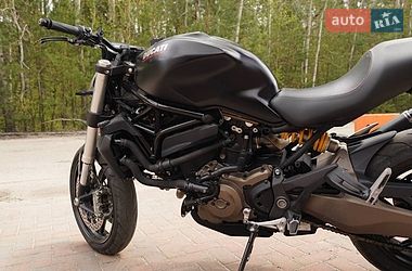 Спортбайк Ducati Monster 2015 в Житомире