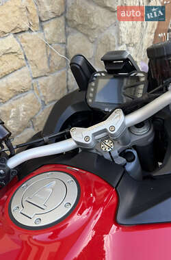 Мотоцикл Спорт-туризм Ducati Multistrada 950 2023 в 